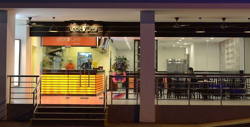 Hotel Pacific Express Market