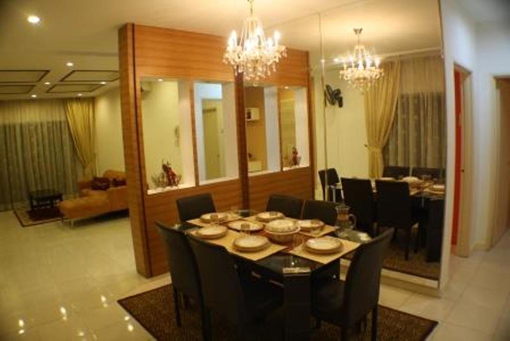 Apartment Short In