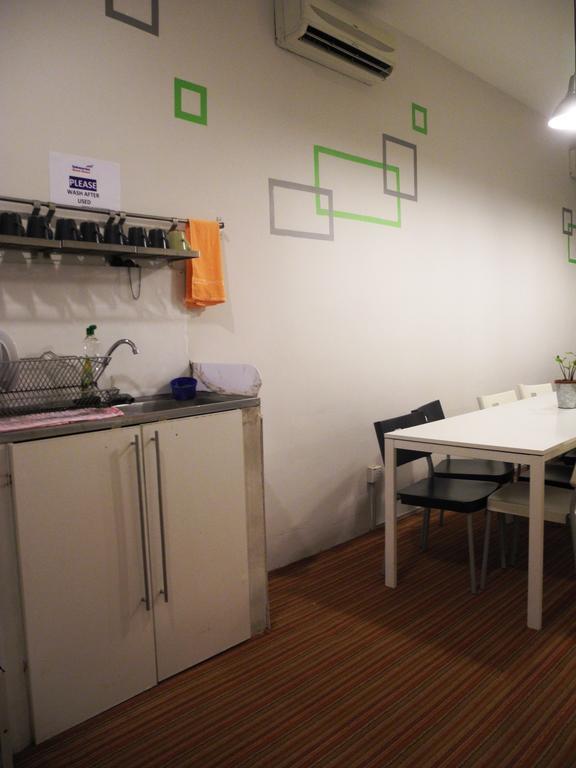 Albergue Submarine China Town