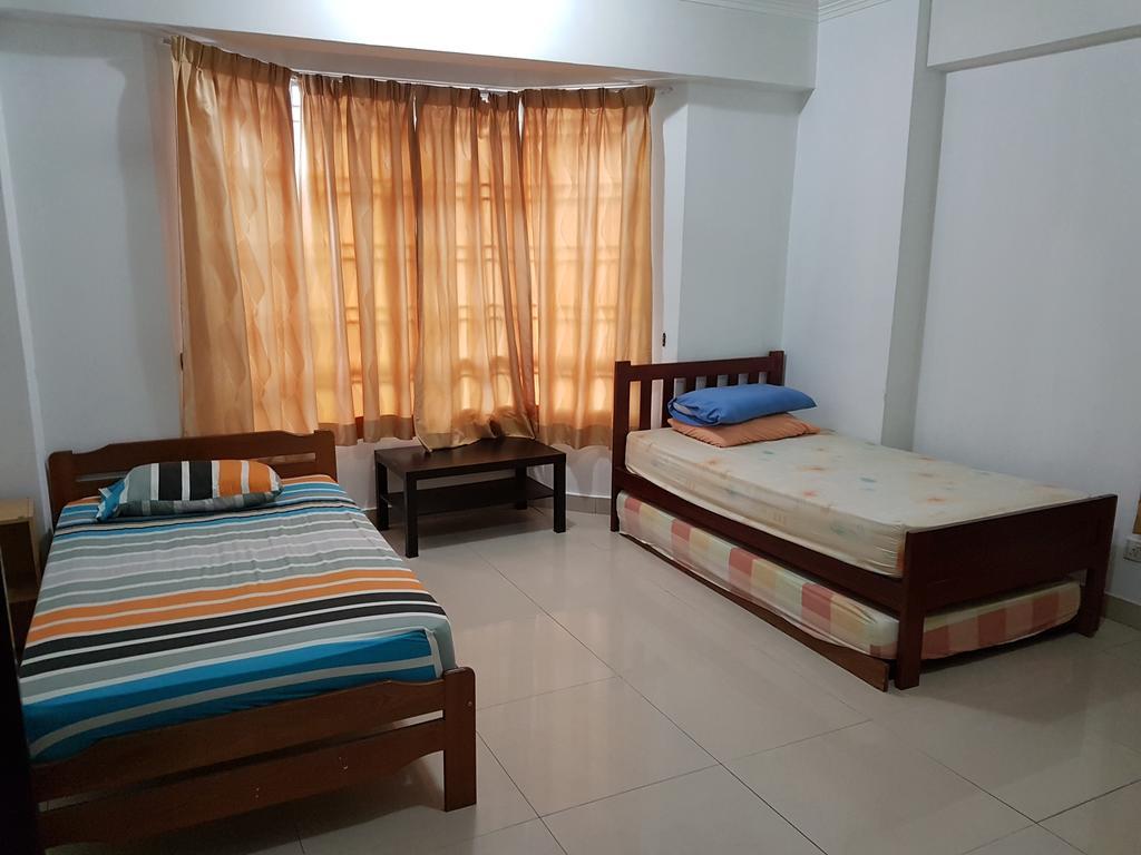 Apartment Pertiwi Indah *