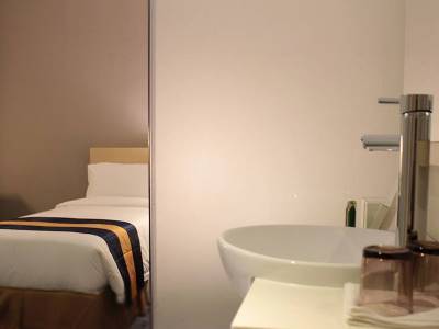 Hotel Pacific Express Market 3*