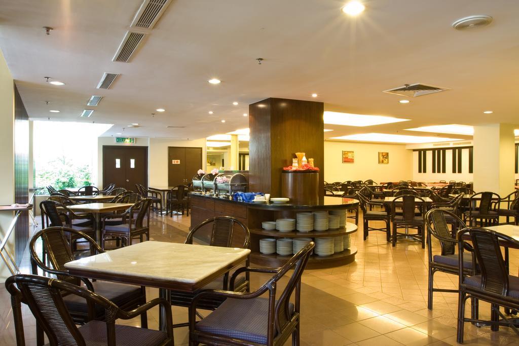 Olympic Sports Hotel, 3*