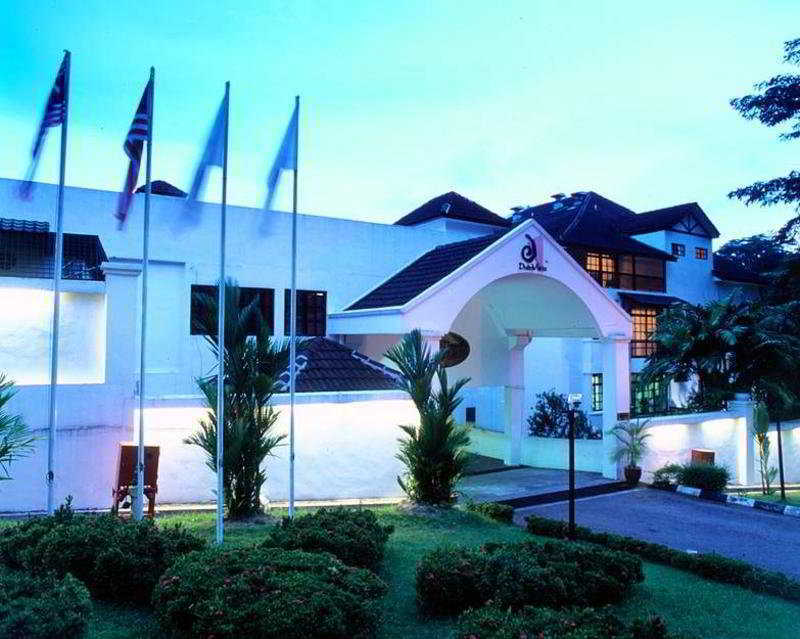 Duta Vista Suites Khách sạn 3*