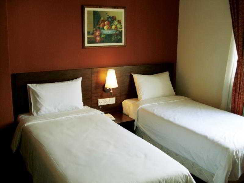 Puteri Park 3*