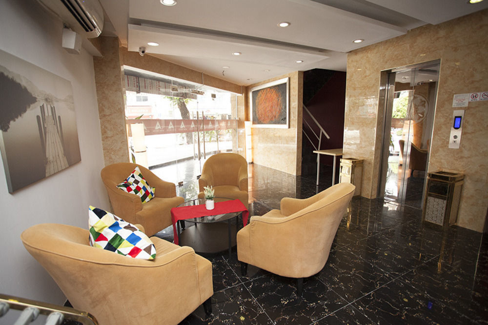 Aira Hotel