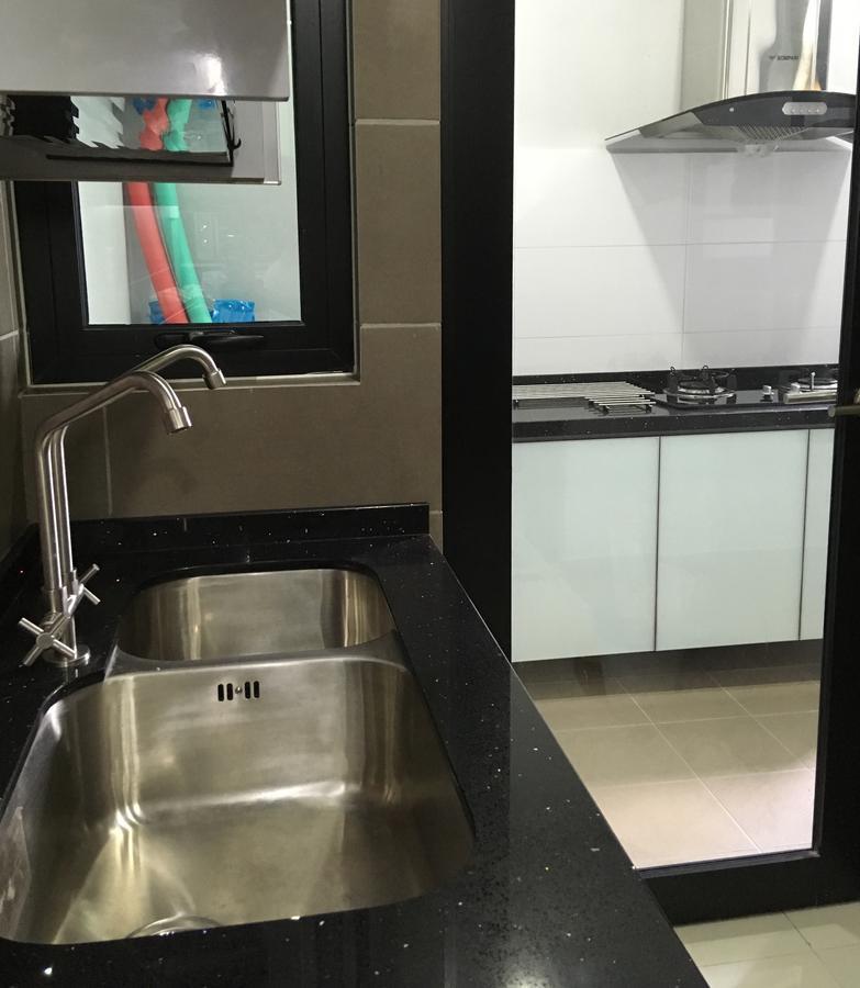 Chymes Gurney Apartment *