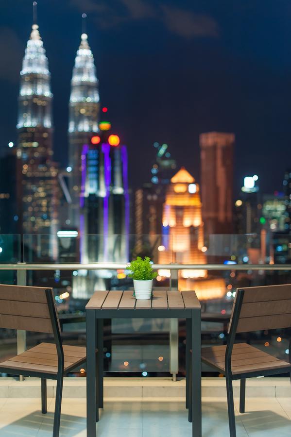 Pangsapuri Setia Sky Suites *