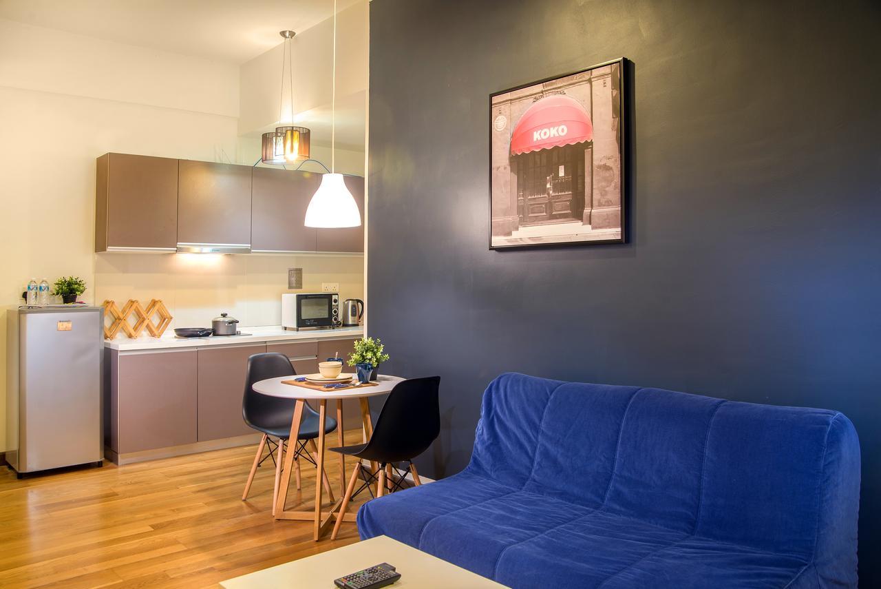 Amazing Homestay At Regalia Apartment *