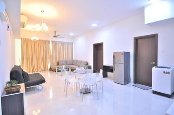 Apartemen Kl View At Regalia