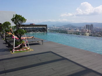 Kl View At Regalia Apartemen *