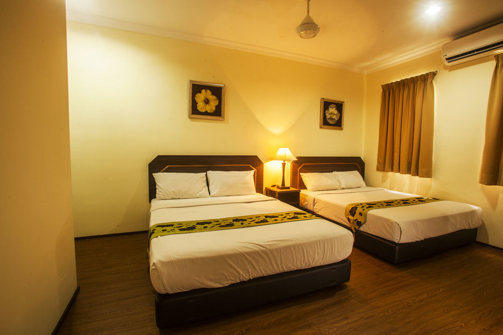 Hotel Oyo 327 Buddys 2*