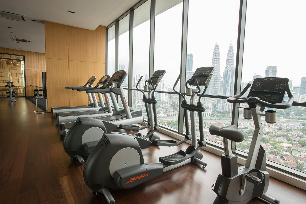 #332 Big Balcony With Stunning Twin Tower View ! * Kuala Lumpur