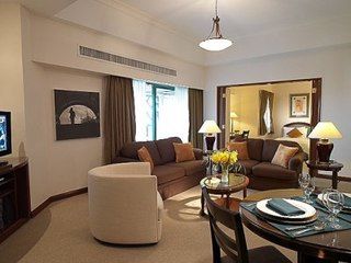 Ambassador Row By Lanson Place Aparthotel 4*