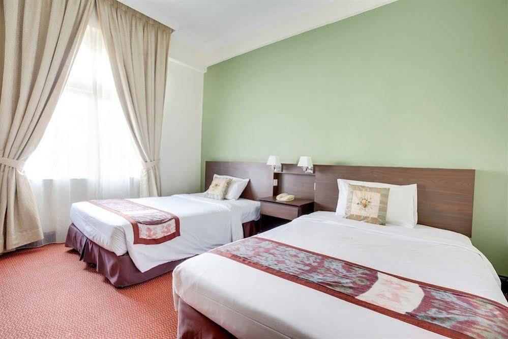 Prescott Medan Tuanku Hotel 3*