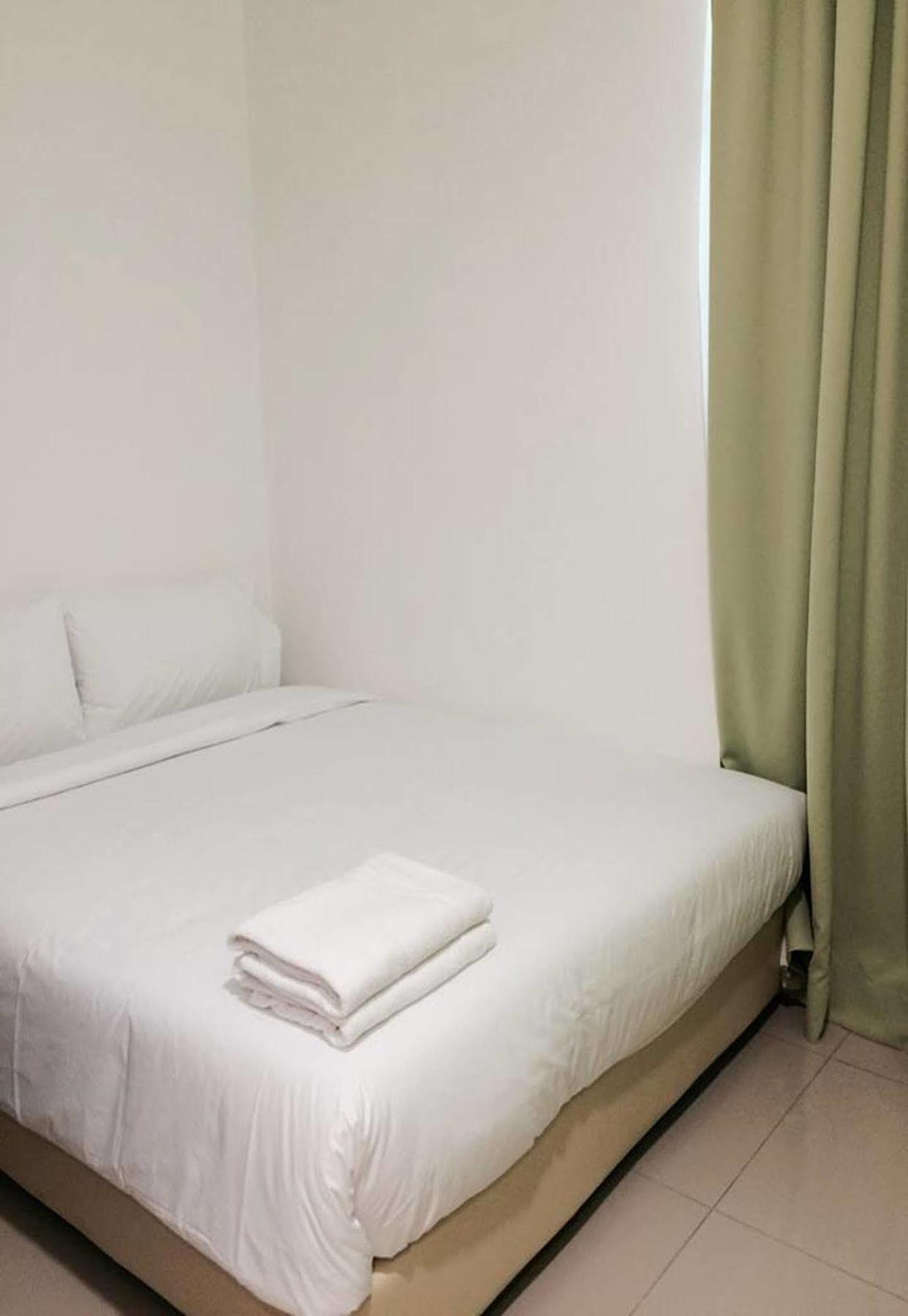 Yy48 2 Mins Walk From Masjid Jamek Lrt Station Kuala Lumpur