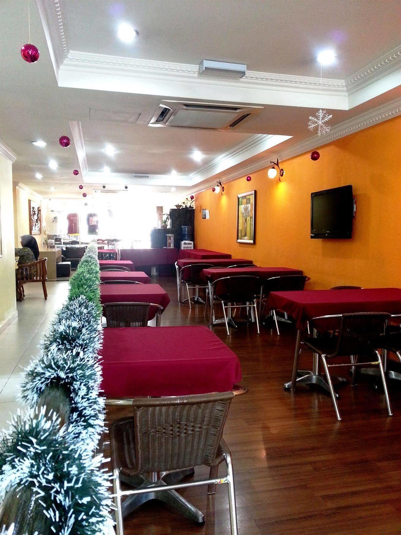 Oyo 103 V'la Garden Hotel Kuala Lumpur