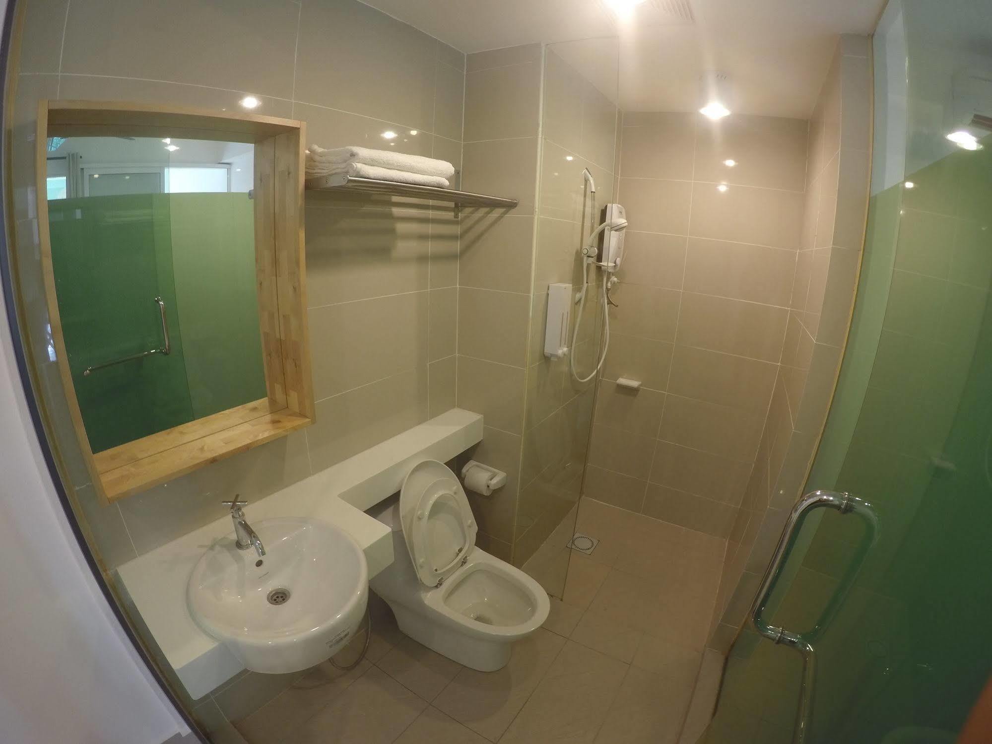 Homestay S-suites@the Scott Garden *