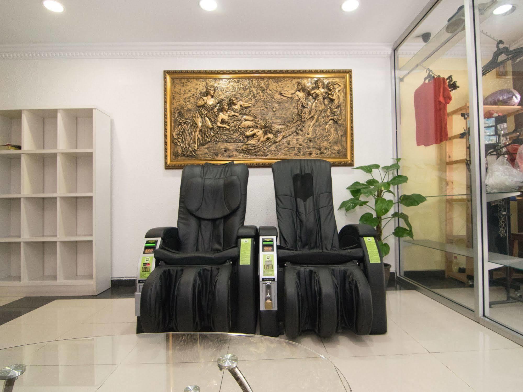 Hotel Oyo 103 V'la Garden 2*