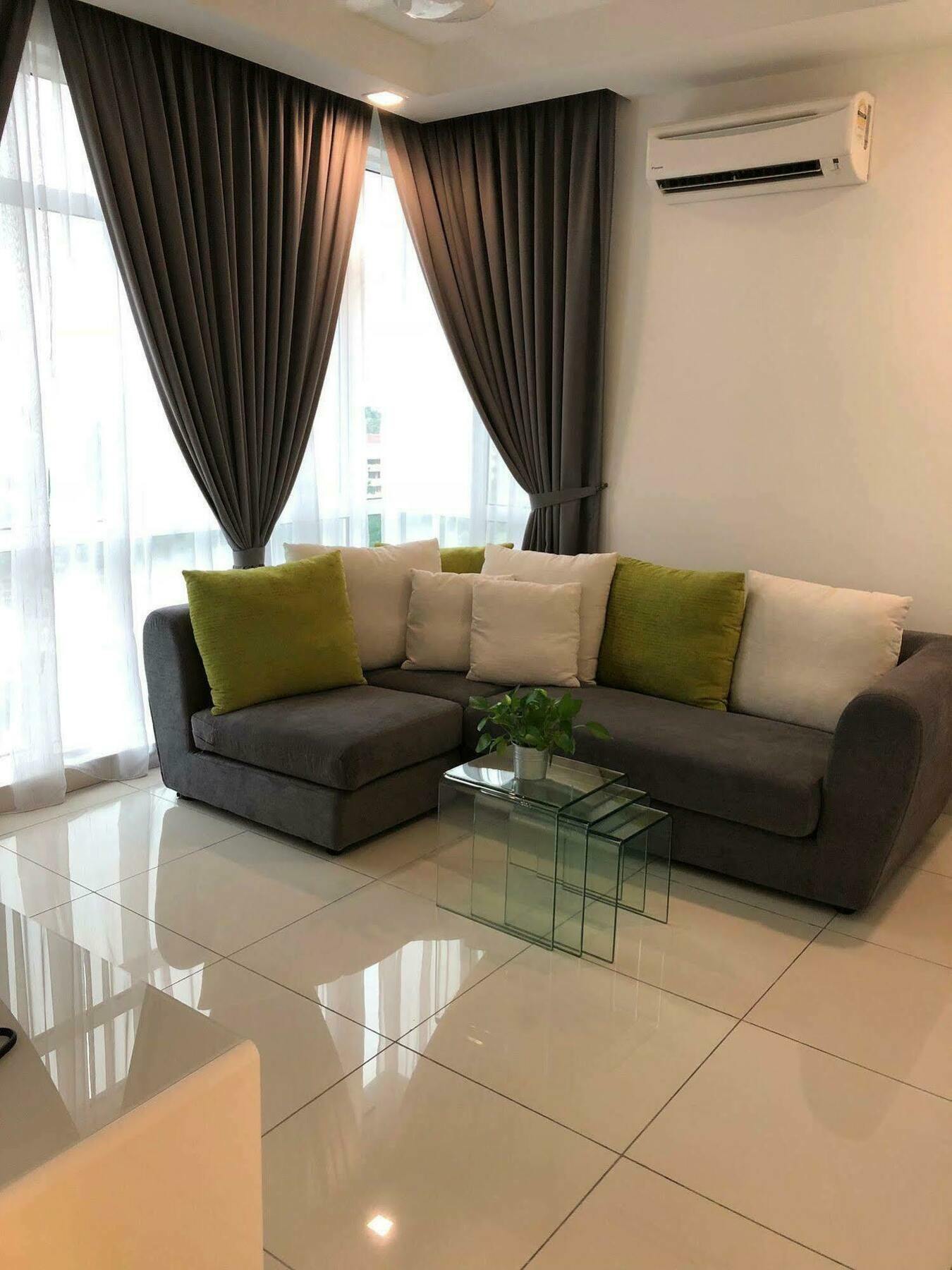 The Lovely Home At Kl Apartment