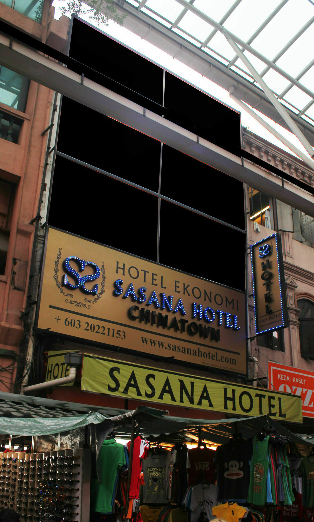 Oyo 43927 Sassana