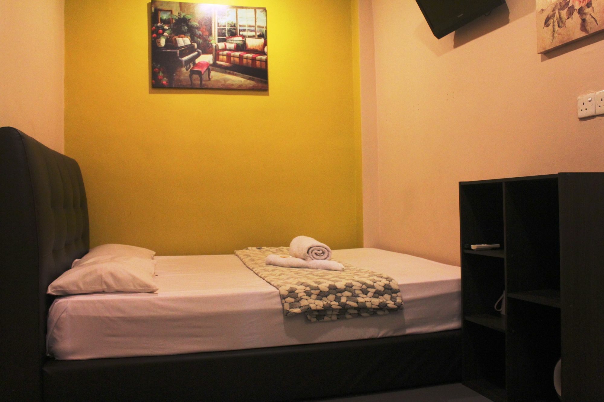 Oyo 43927 Sassana Kuala Lumpur