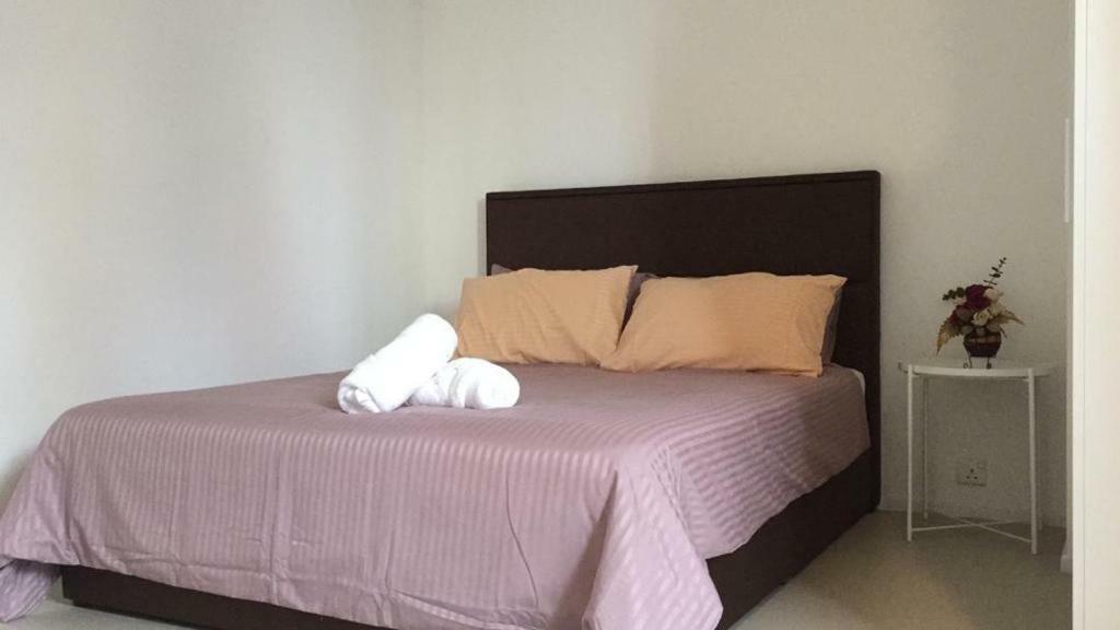 Arcoris Mont Kiara Homestay Nearby Sri Hartamas, Publika, Solaris, Ikea Damansara Kuala Lumpur