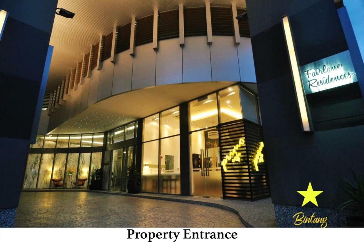 Bintang Fairlane - Walk To Pavilion & Train Station Holiday home *