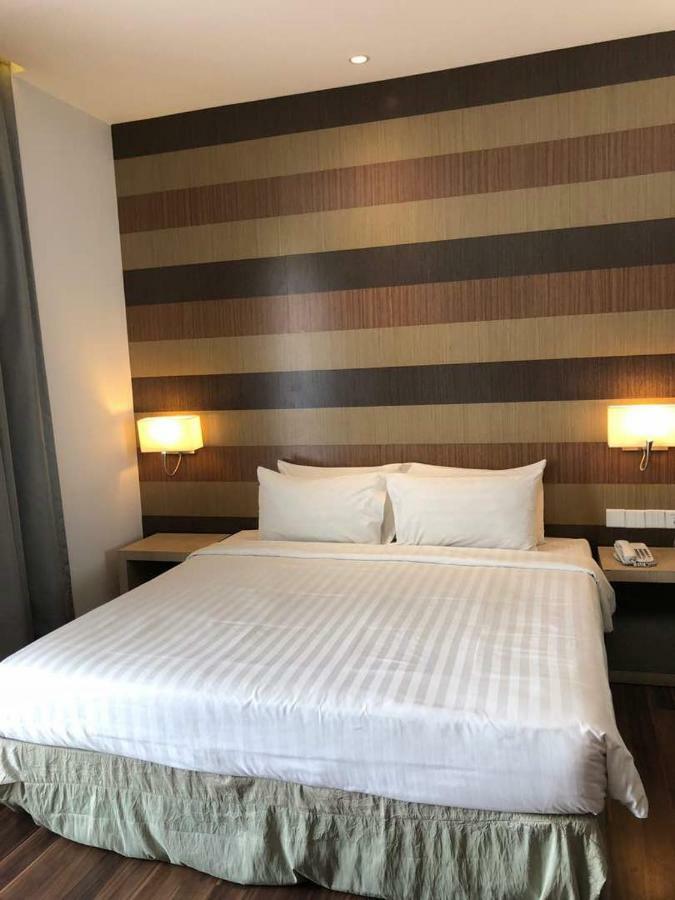 Residences @ D'majestic Place By Swiss Garden Apartment *