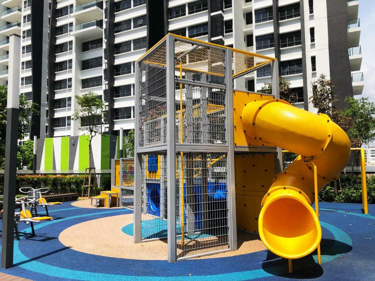 Pangsapuri Lakeville Residences *