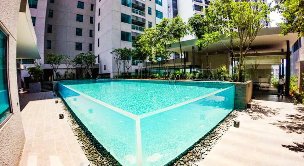 City In Bliss @ Summer Suites 4*