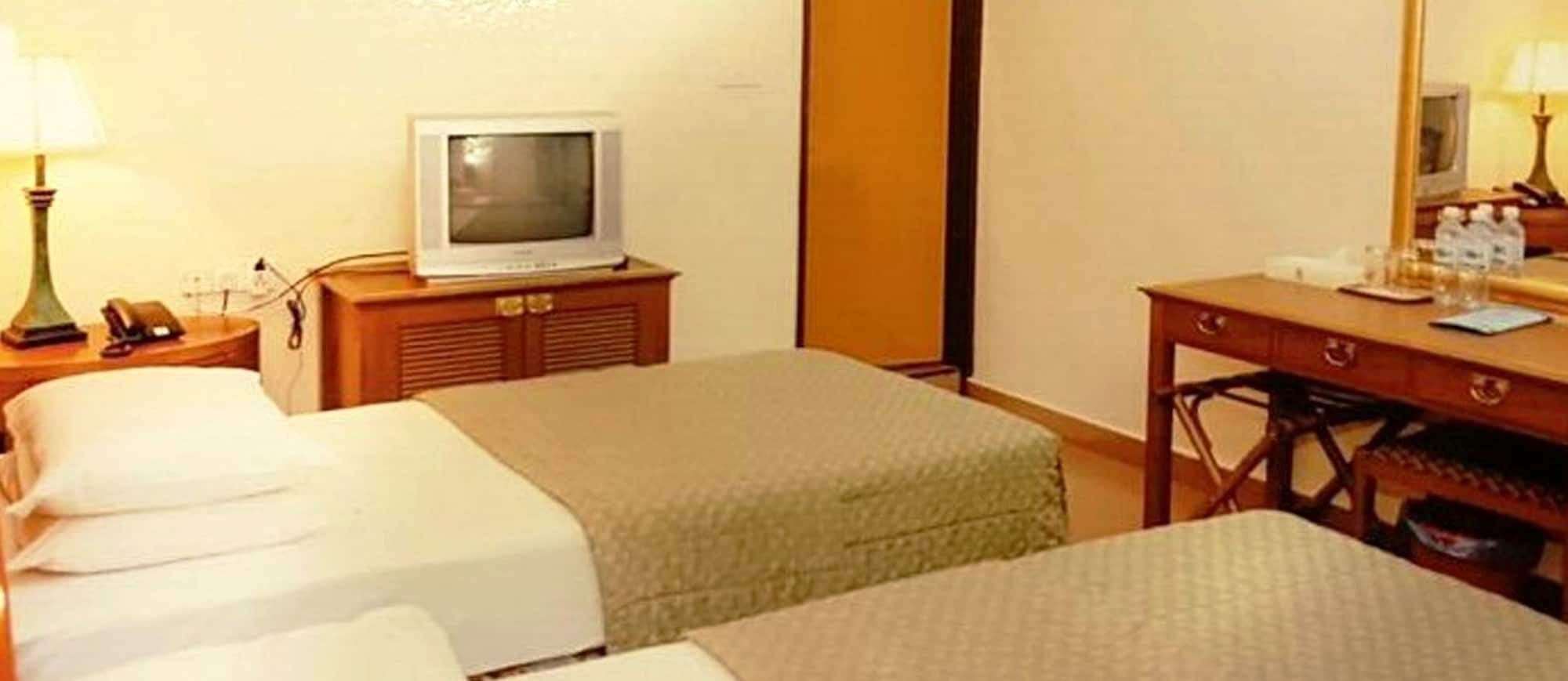Lotus Family Medan Tuanku Hotel 3*