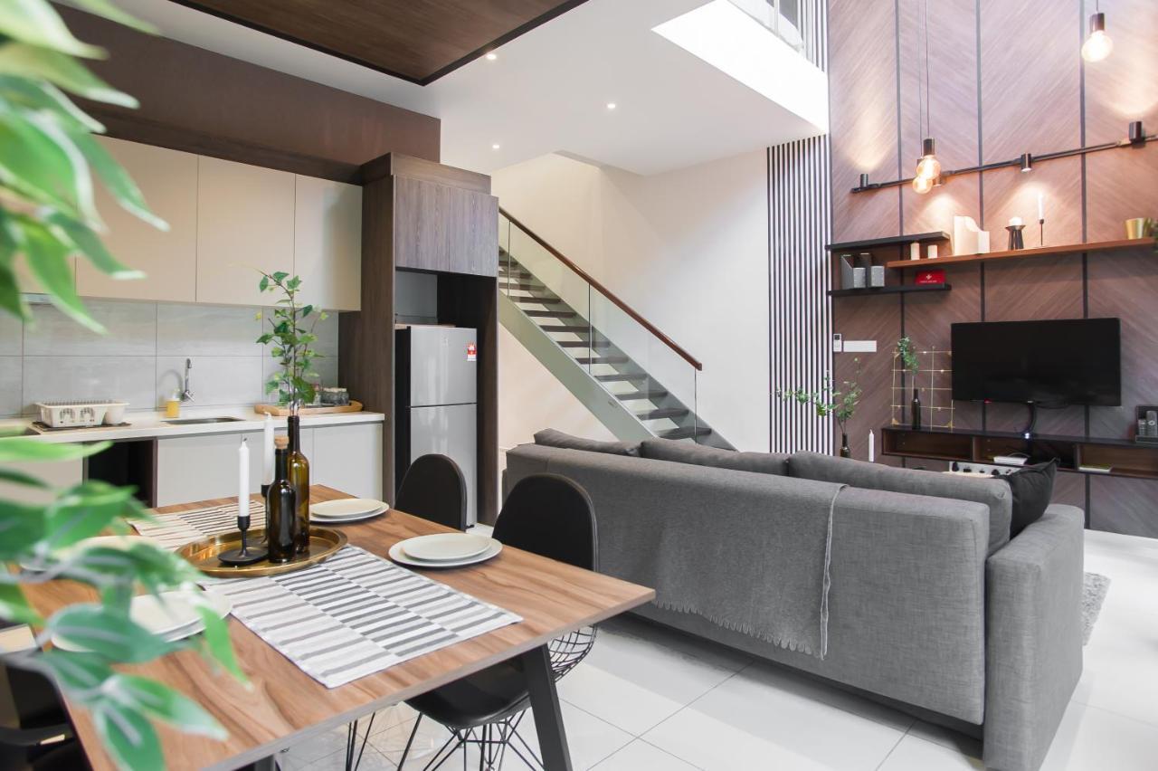 The Robertson By W Homestay