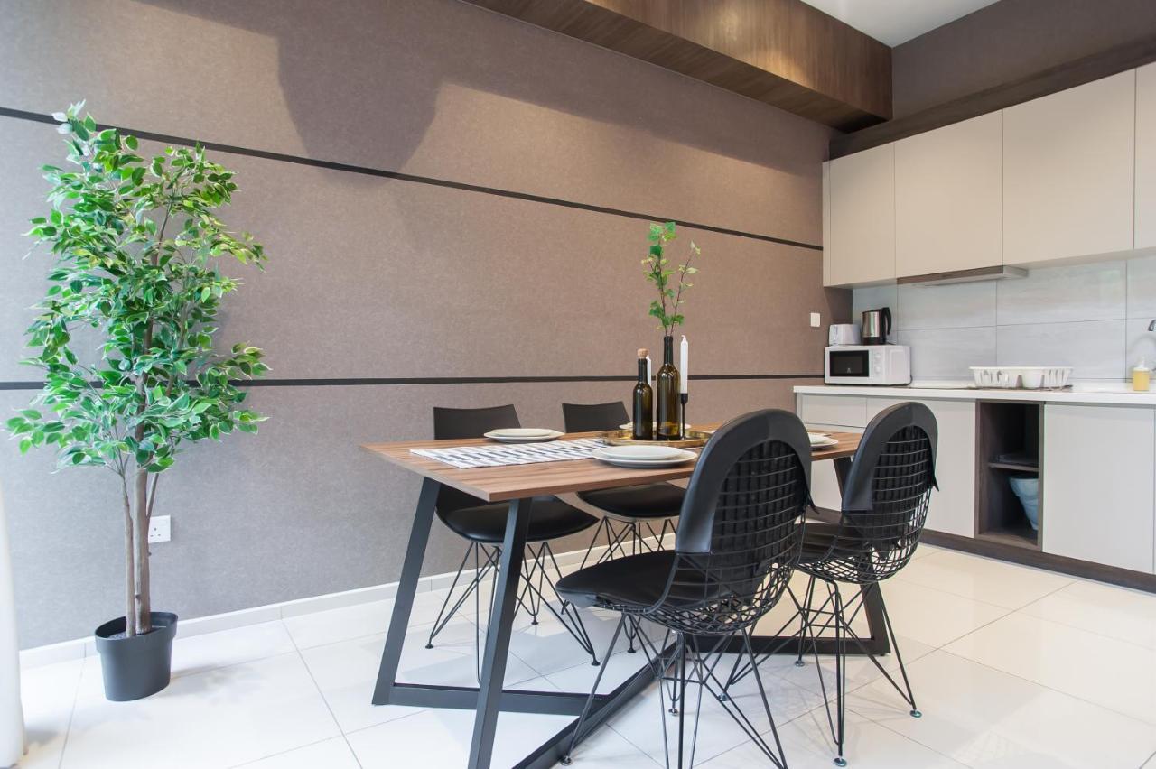 Apartment The Robertson By W Homestay *