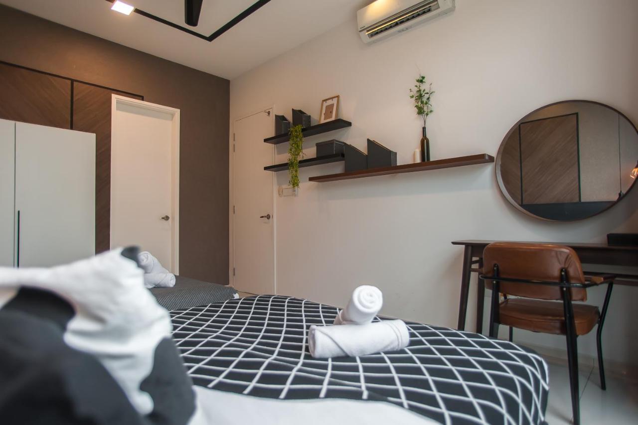 The Robertson By W Homestay *