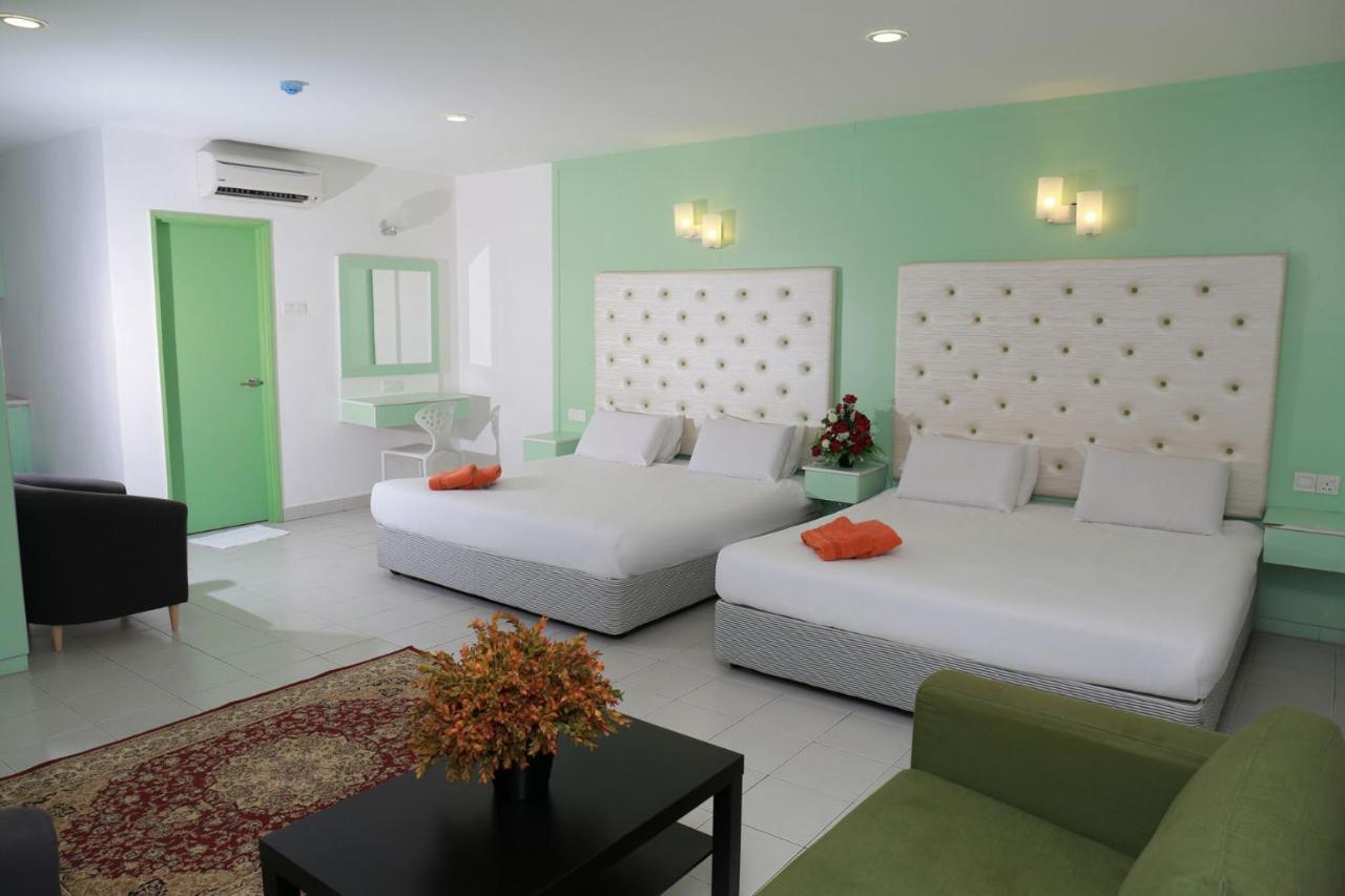 Akar Kampung Baru Hotel Kuala Lumpur