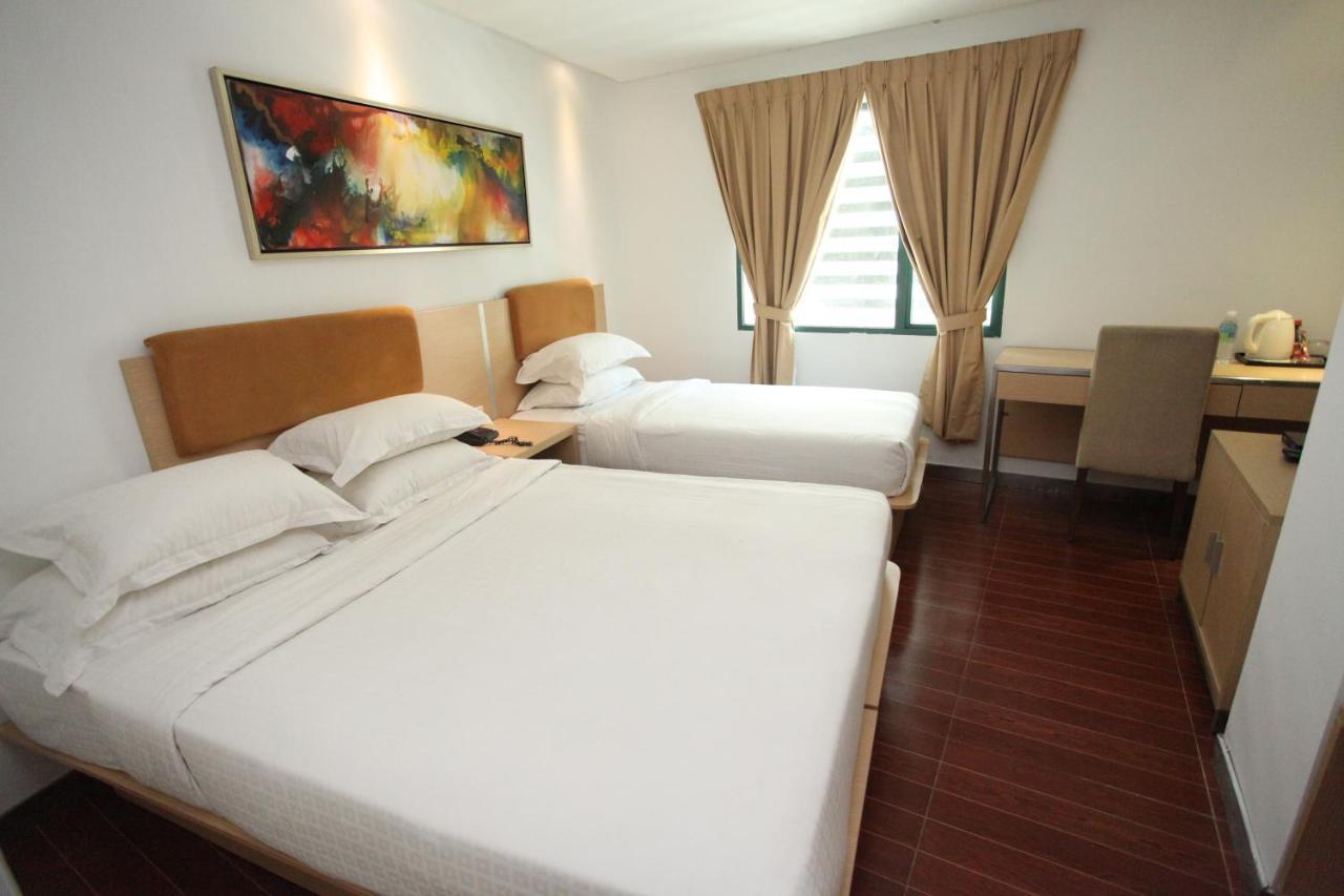 Aira Hotel